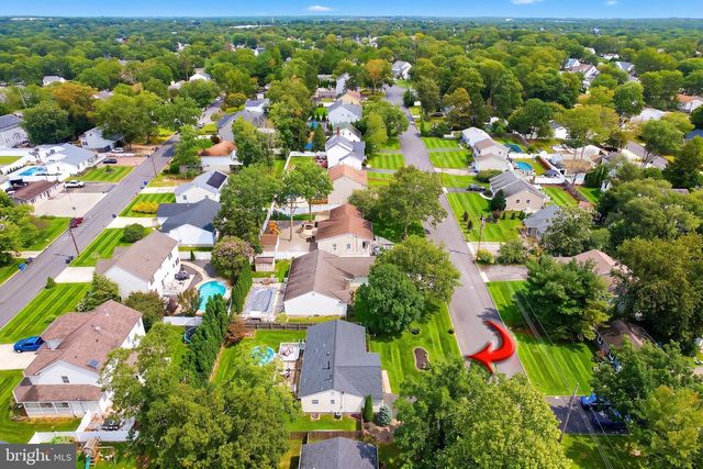 228 TACKLE AVE, Manahawkin, NJ 08050