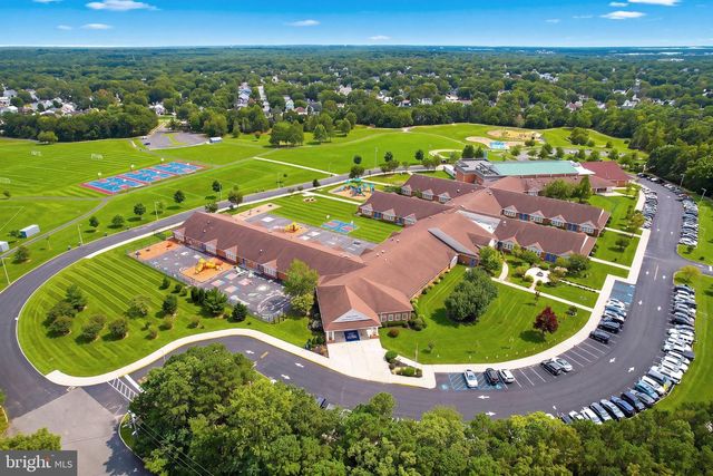 228 TACKLE AVE, Manahawkin, NJ 08050