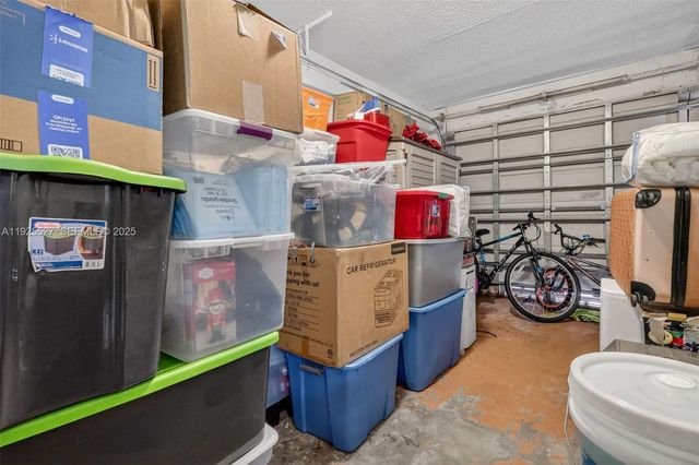 18615 NW 84th Pl 103-1, Hialeah, FL 33015