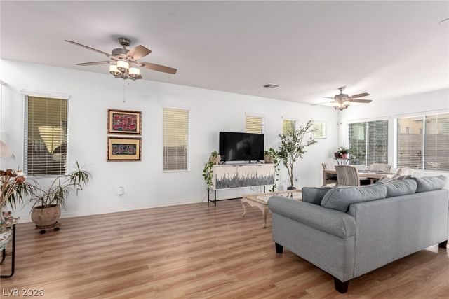 8031 Retriever Avenue, Las Vegas, NV 89147