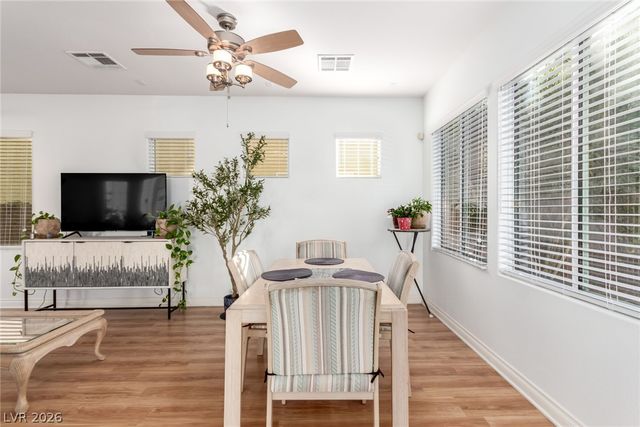 8031 Retriever Avenue, Las Vegas, NV 89147