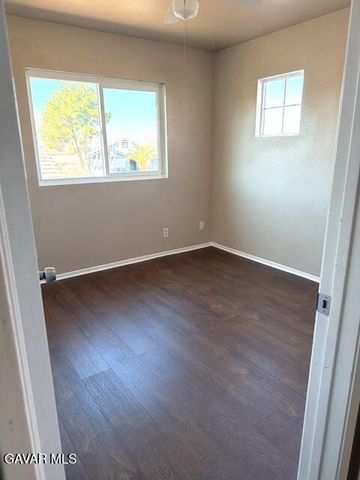 3030 Holline Court, Lancaster, CA 93535