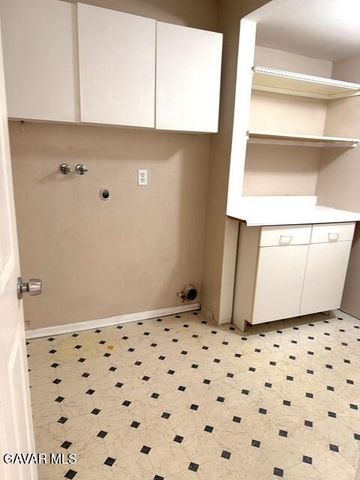 3030 Holline Court, Lancaster, CA 93535