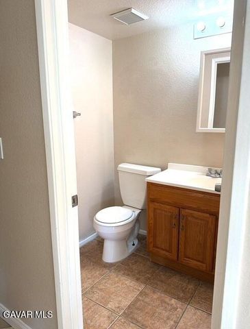 3030 Holline Court, Lancaster, CA 93535