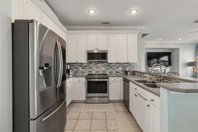 703 BUNKER VIEW DRIVE, Apollo Beach, FL 33572