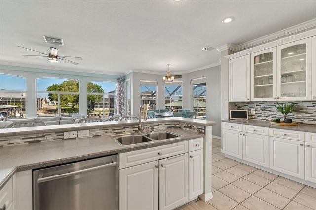 703 BUNKER VIEW DRIVE, Apollo Beach, FL 33572