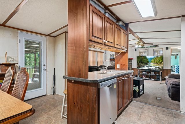 306 Viola Dr, Sparta, TN 38583