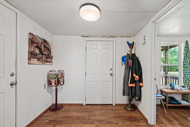 306 Viola Dr, Sparta, TN 38583