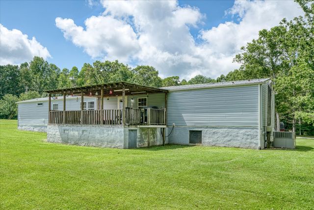 306 Viola Dr, Sparta, TN 38583