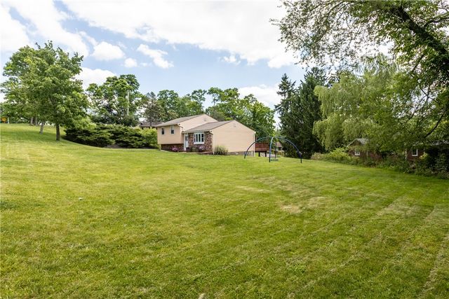 419 Patsy Dr, Pine Twp, PA 15044