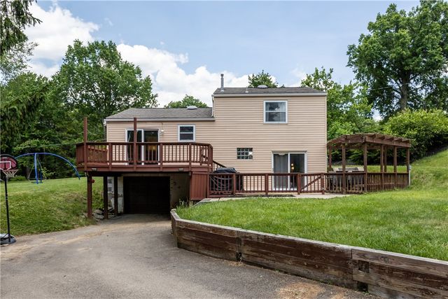 419 Patsy Dr, Pine Twp, PA 15044