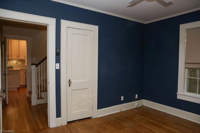 1805 W Friendly Avenue, Greensboro, NC 27403