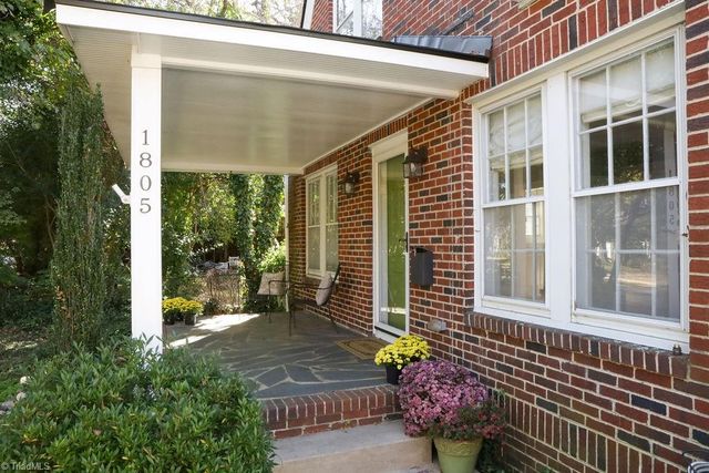 1805 W Friendly Avenue, Greensboro, NC 27403