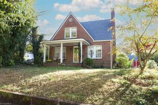 1805 W Friendly Avenue, Greensboro, NC 27403