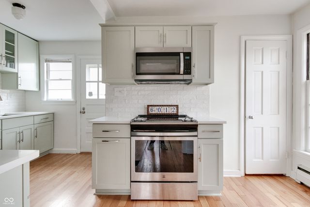 6012 Kingsley Drive, Indianapolis, IN 46220