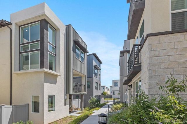 11050 Solstice, San Diego, CA 92126