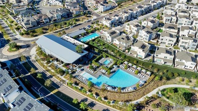 11050 Solstice, San Diego, CA 92126