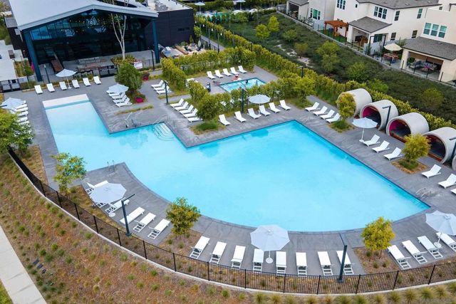 11050 Solstice, San Diego, CA 92126