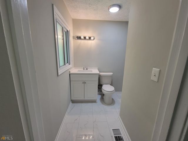 6628 Stark Court, Riverdale, GA 30274