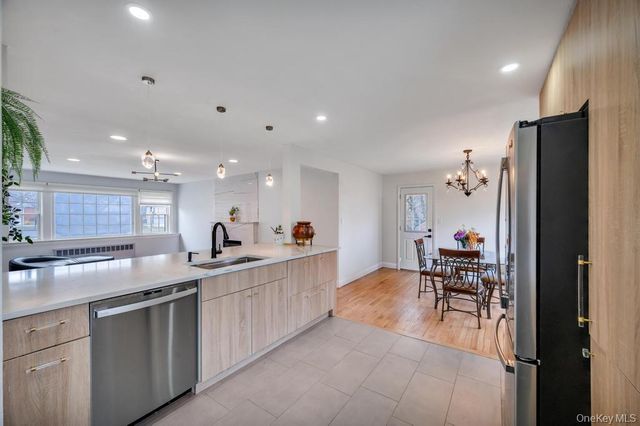 50 Sudbury Lane, Westbury, NY 11590