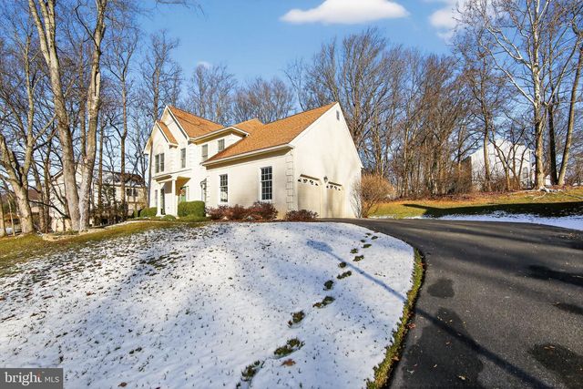 221 CULLEN WAY, Newark, DE 19711