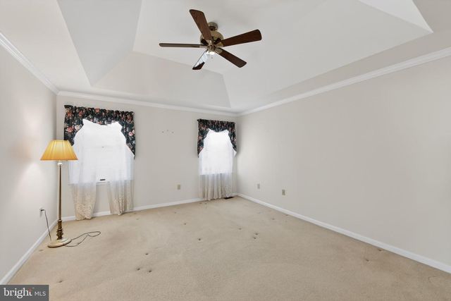 221 CULLEN WAY, Newark, DE 19711