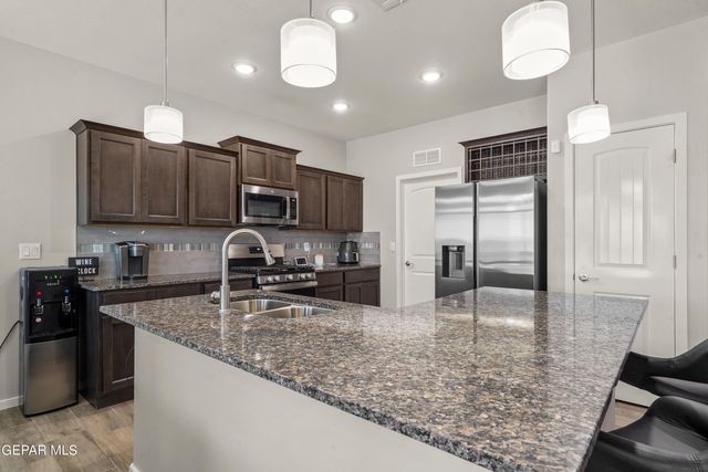 13070 GRANTHAM Lane, El Paso, TX 79928