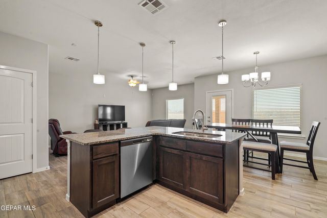 13070 GRANTHAM Lane, El Paso, TX 79928