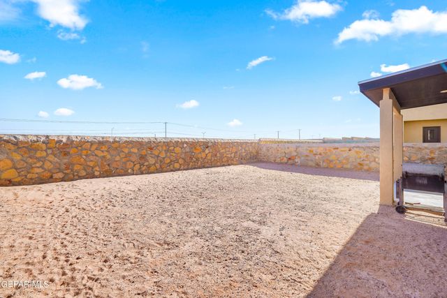 13070 GRANTHAM Lane, El Paso, TX 79928