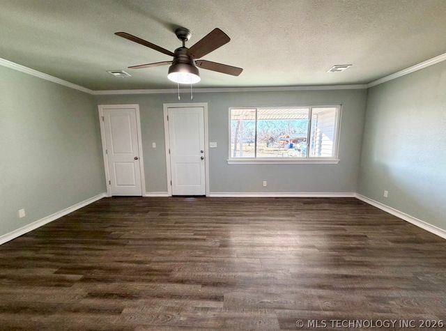 408 S Saltwell Street, Salina, OK 74365