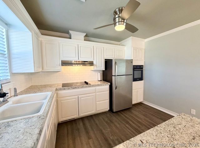 408 S Saltwell Street, Salina, OK 74365