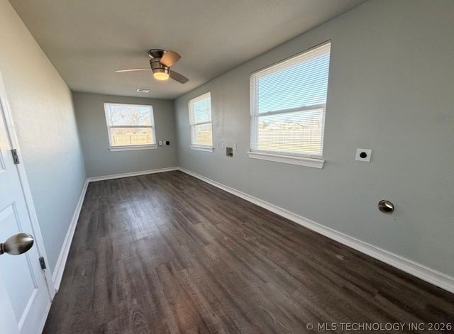 408 S Saltwell Street, Salina, OK 74365