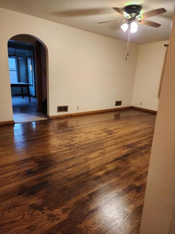 7813 24th AVENUE, Kenosha, WI 53143