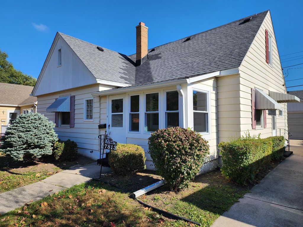 7813 24th AVENUE, Kenosha, WI 53143