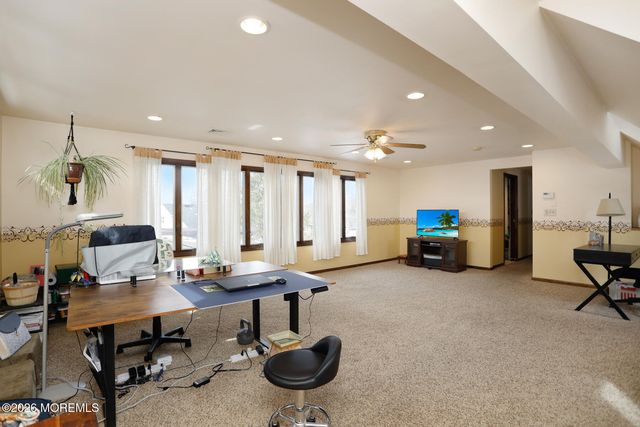 60 Sunset Drive, Howell, NJ 07731