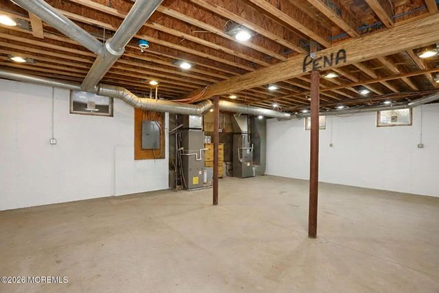 60 Sunset Drive, Howell, NJ 07731