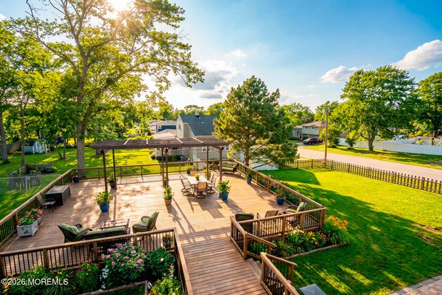 60 Sunset Drive, Howell, NJ 07731