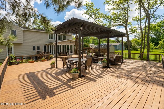 60 Sunset Drive, Howell, NJ 07731