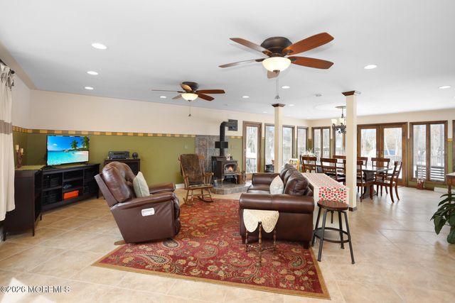 60 Sunset Drive, Howell, NJ 07731