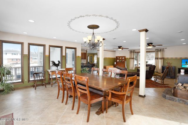 60 Sunset Drive, Howell, NJ 07731