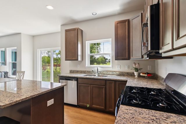 329 N. Aspen Drive, Cortland, IL 60112