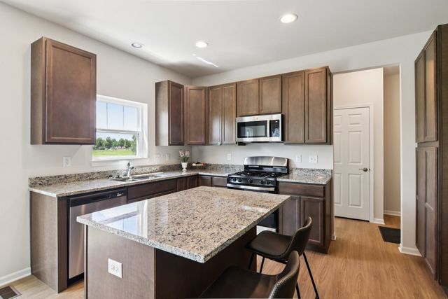 329 N. Aspen Drive, Cortland, IL 60112