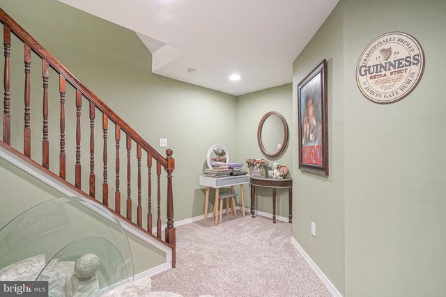 720 TUTOR LN, Williamstown, NJ 08094