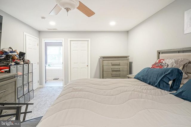 720 TUTOR LN, Williamstown, NJ 08094
