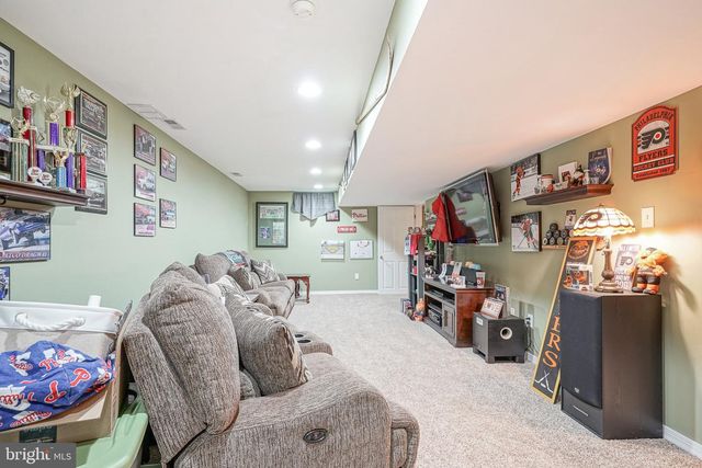 720 TUTOR LN, Williamstown, NJ 08094