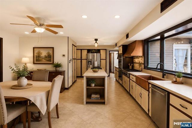 933 River Road, Hillsborough, NJ 08844