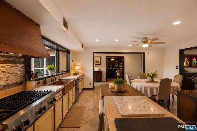 933 River Road, Hillsborough, NJ 08844