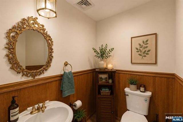 933 River Road, Hillsborough, NJ 08844