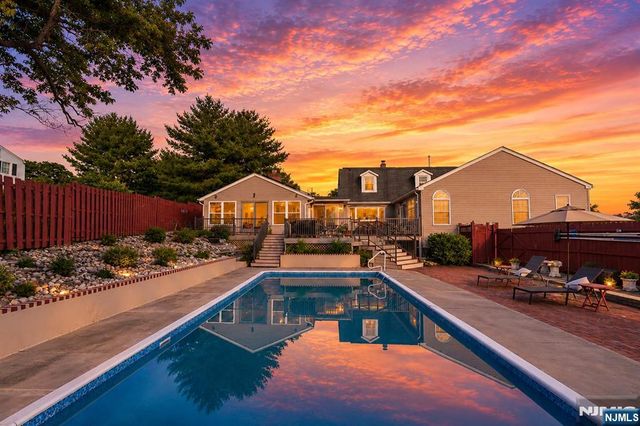 933 River Road, Hillsborough, NJ 08844