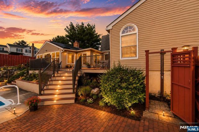 933 River Road, Hillsborough, NJ 08844
